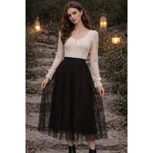 ModCloth‎ Black Lace Midi Skirt Womens L Sheer Pleated Romantic Cottagecore Goth
